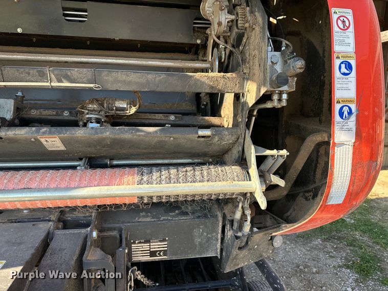 image for item NT9071 2017 Kubota  BV4580 round baler