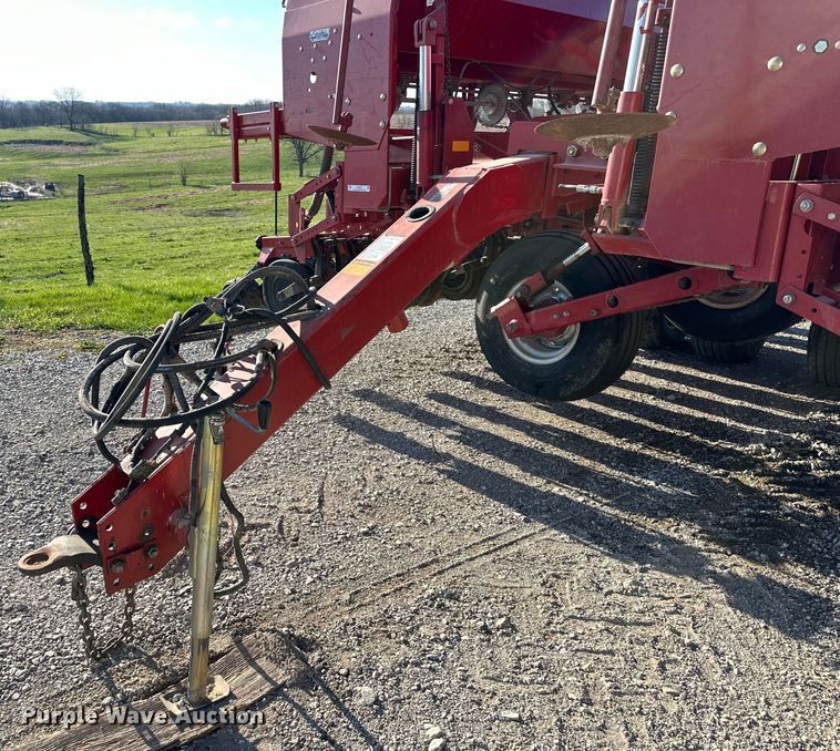 image for item NT9073 Case IH 5500 Soybean Special grain drill