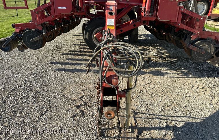 image for item NT9073 Case IH 5500 Soybean Special grain drill