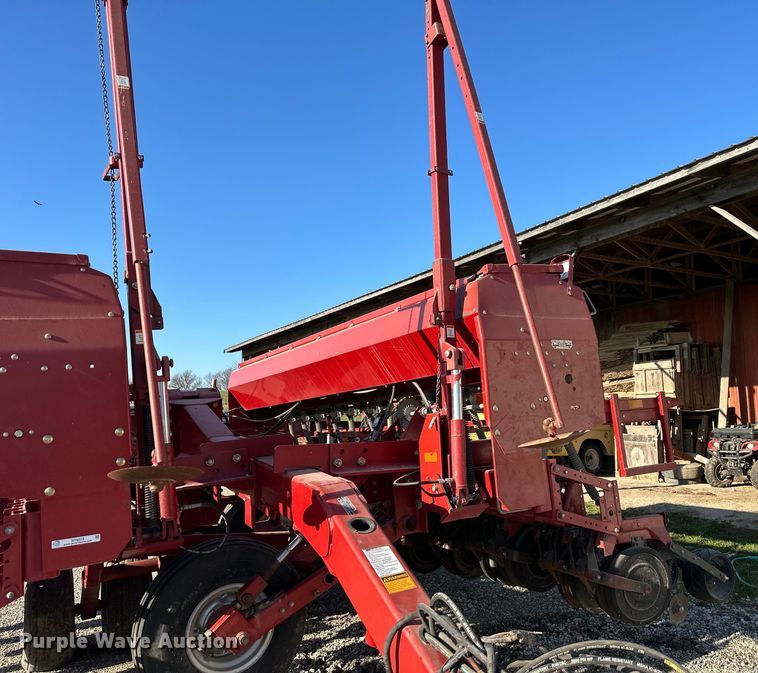 image for item NT9073 Case IH 5500 Soybean Special grain drill