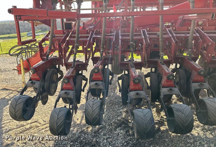 image for item NT9073 Case IH 5500 Soybean Special grain drill
