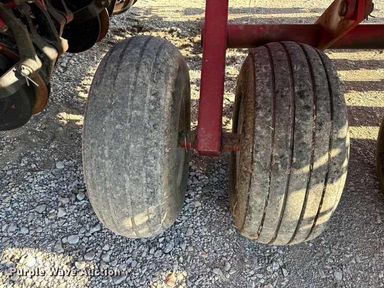 image for item NT9073 Case IH 5500 Soybean Special grain drill