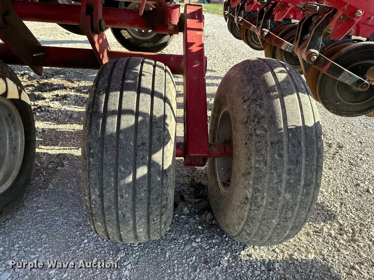 image for item NT9073 Case IH 5500 Soybean Special grain drill