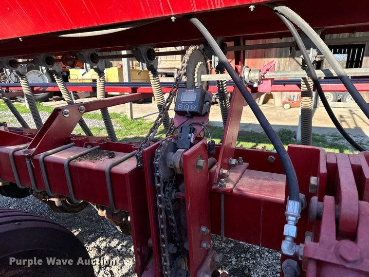 image for item NT9073 Case IH 5500 Soybean Special grain drill