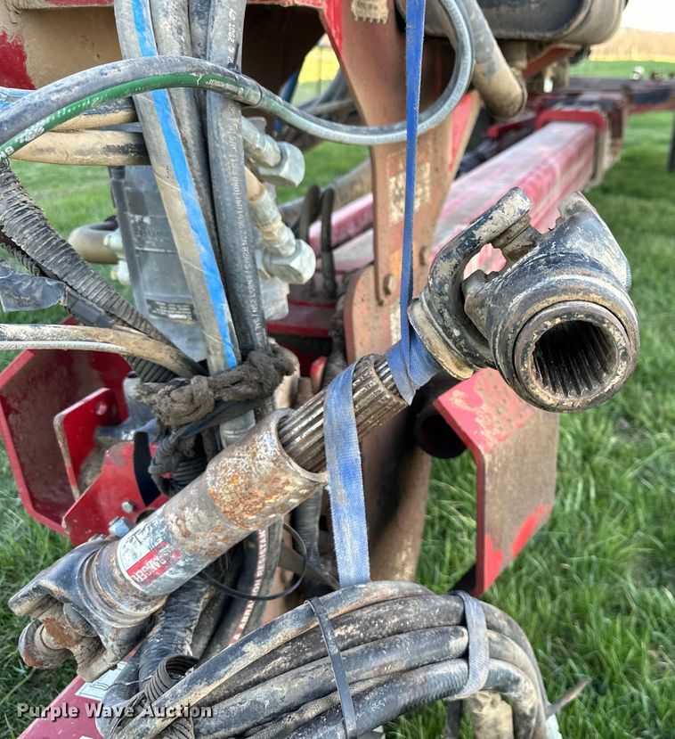 image for item NT9074 2009 Case IH 1240 Early Riser split row planter