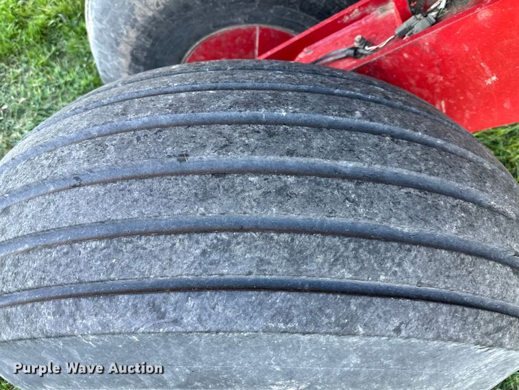 image for item NT9074 2009 Case IH 1240 Early Riser split row planter