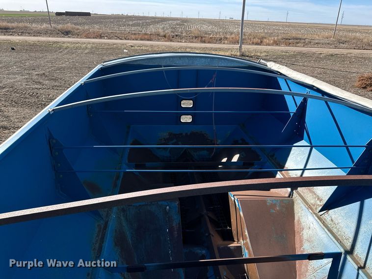 image for item OA9593 Kinze 1040 grain cart