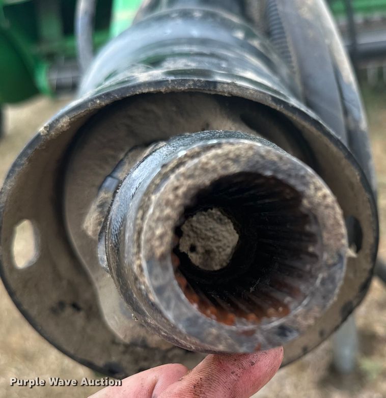 image for item OE9022 2012 John Deere 568 Mega Wide Plus round baler