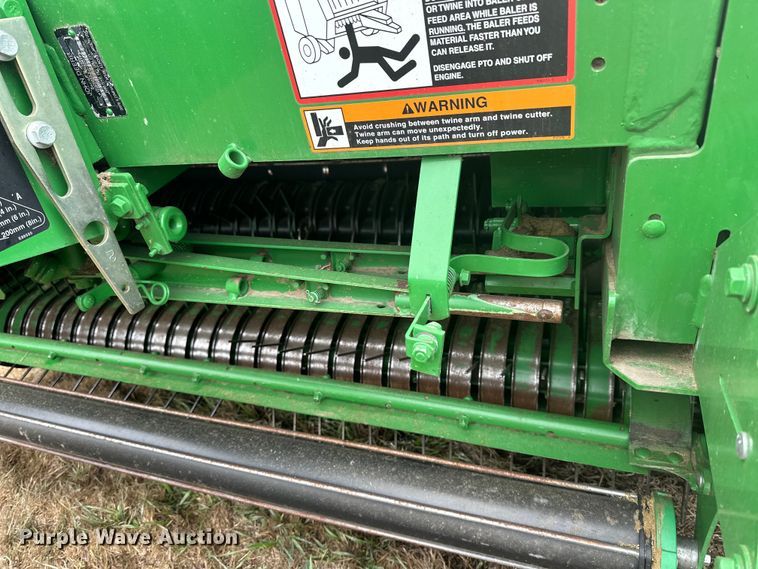 image for item OE9022 2012 John Deere 568 Mega Wide Plus round baler