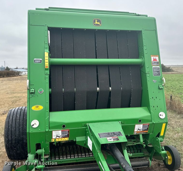 image for item OE9022 2012 John Deere 568 Mega Wide Plus round baler