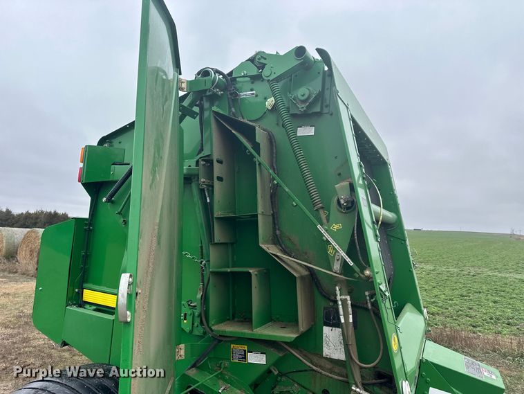 image for item OE9022 2012 John Deere 568 Mega Wide Plus round baler