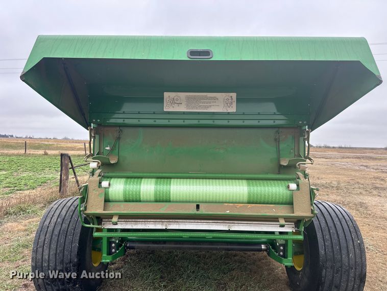 image for item OE9022 2012 John Deere 568 Mega Wide Plus round baler
