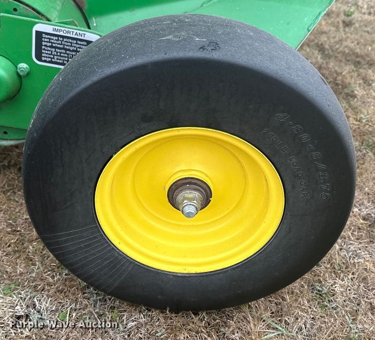 image for item OE9022 2012 John Deere 568 Mega Wide Plus round baler