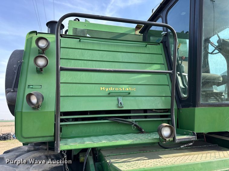 image for item OE9049 1983 John Deere 7720 Turbo combine
