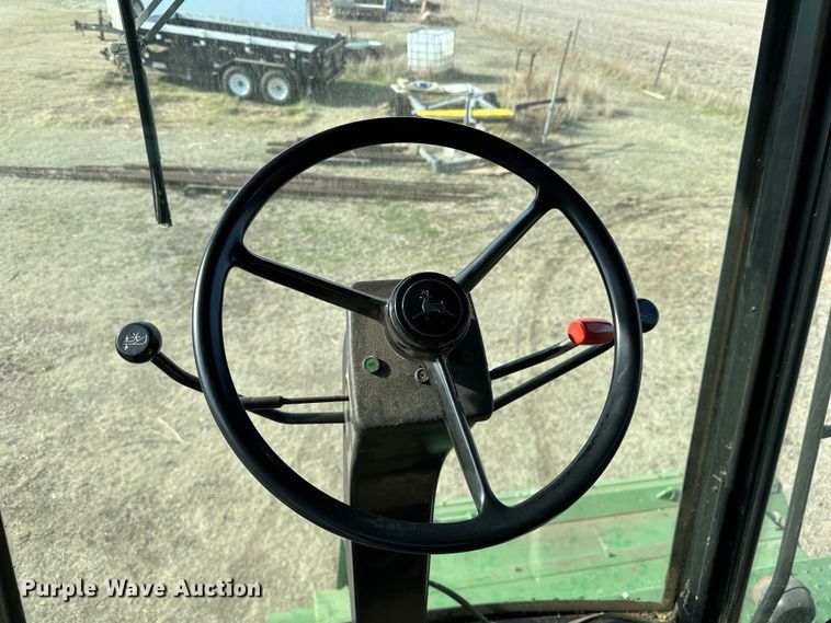 image for item OE9049 1983 John Deere 7720 Turbo combine