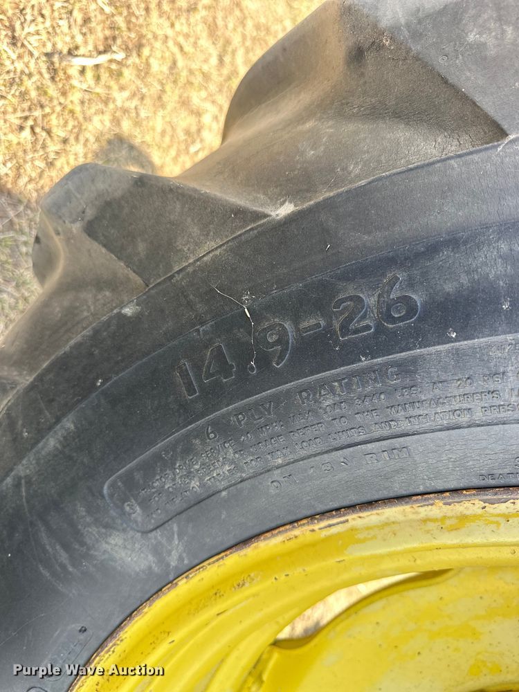 image for item OE9049 1983 John Deere 7720 Turbo combine