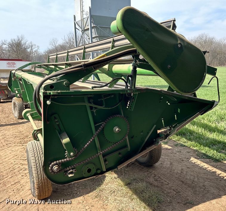 image for item OE9051 John Deere 224 rigid head