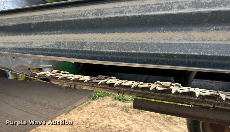 image for item OE9051 John Deere 224 rigid head