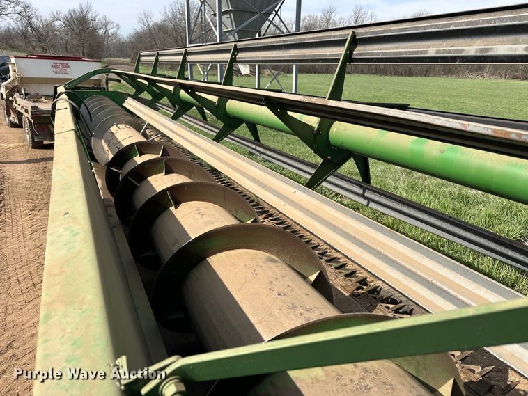 image for item OE9051 John Deere 224 rigid head