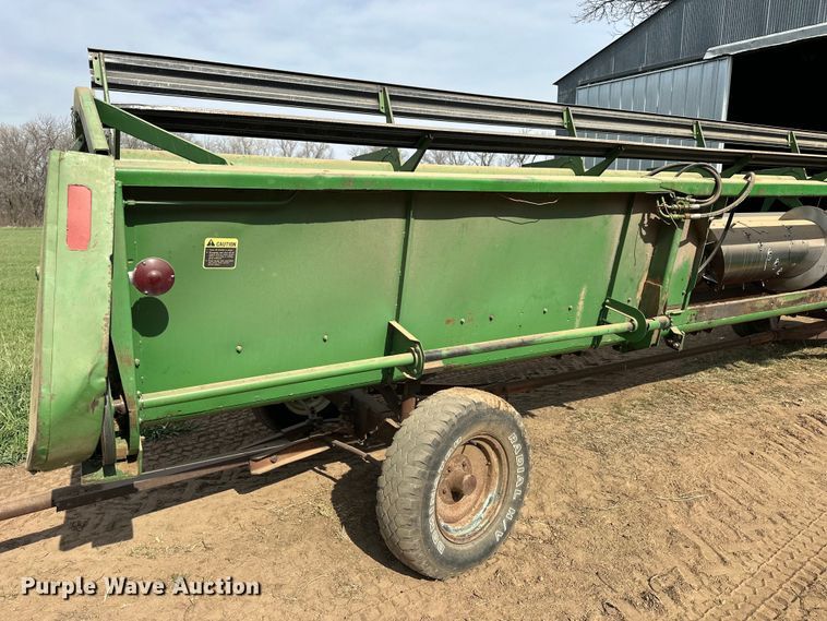 image for item OE9051 John Deere 224 rigid head