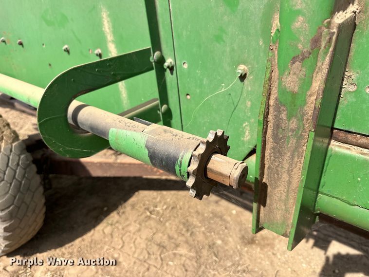 image for item OE9051 John Deere 224 rigid head