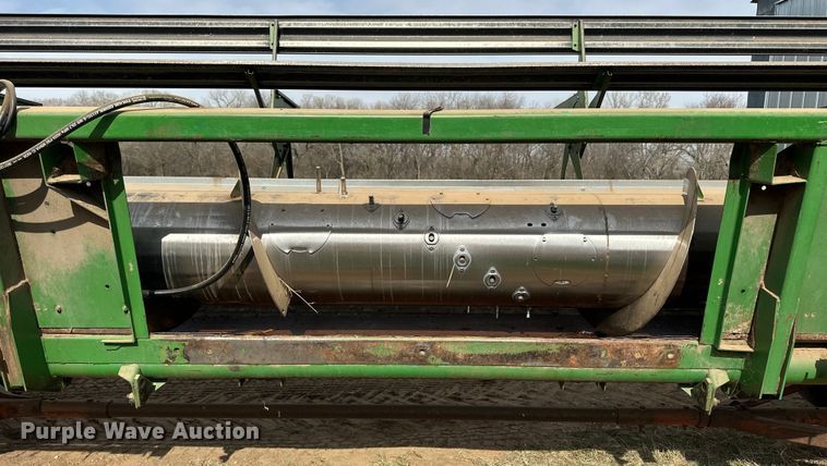 image for item OE9051 John Deere 224 rigid head