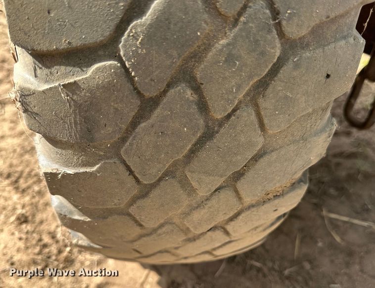 image for item OE9051 John Deere 224 rigid head