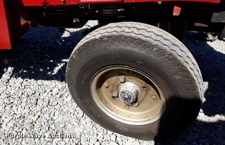 image for item OF9663 International 234 tractor