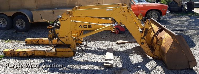 image for item OF9669 Massey Ferguson 40B loader