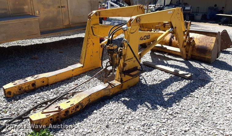 image for item OF9669 Massey Ferguson 40B loader