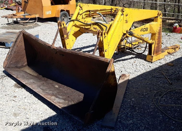 image for item OF9669 Massey Ferguson 40B loader