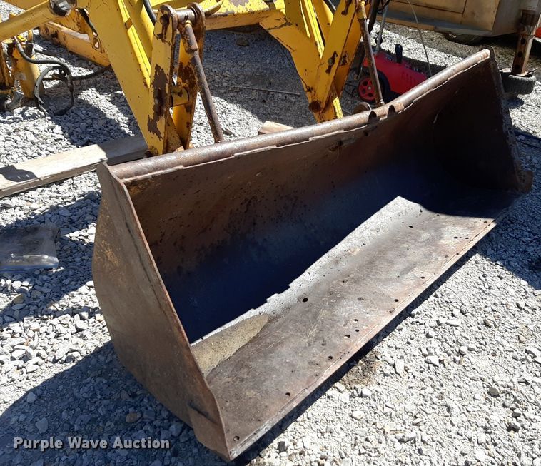 image for item OF9669 Massey Ferguson 40B loader