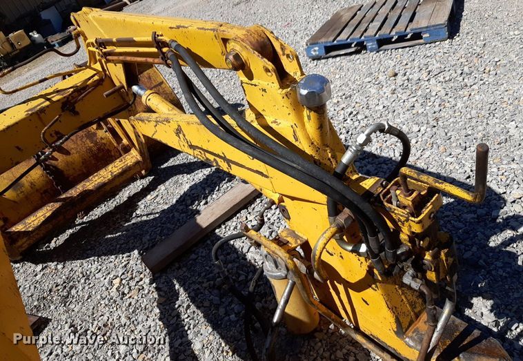 image for item OF9669 Massey Ferguson 40B loader
