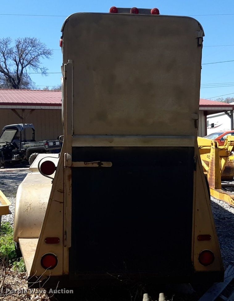 image for item OF9672 Livestock trailer