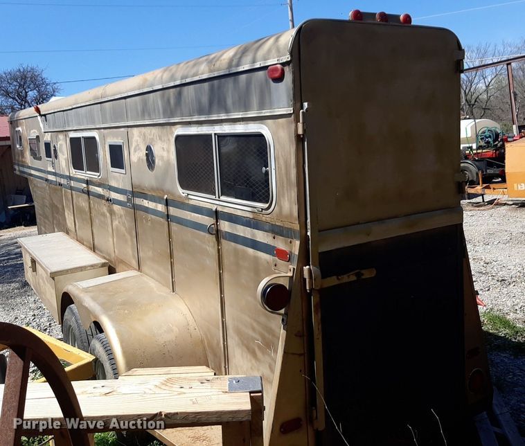 image for item OF9672 Livestock trailer