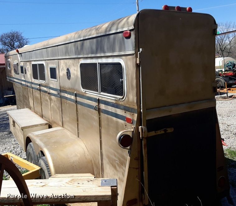 image for item OF9672 Livestock trailer