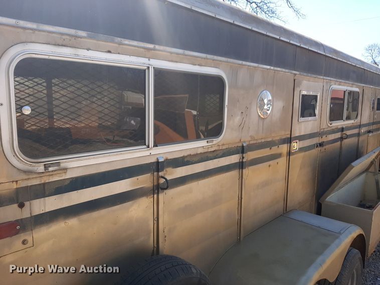 image for item OF9672 Livestock trailer