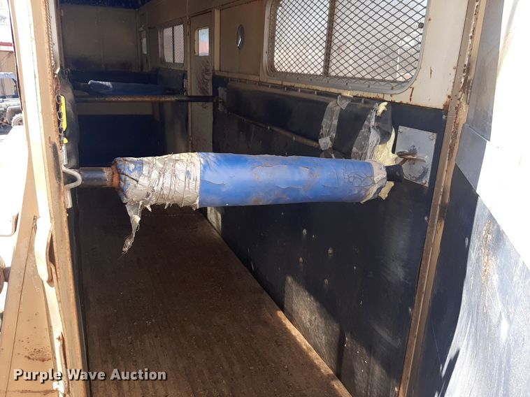 image for item OF9672 Livestock trailer