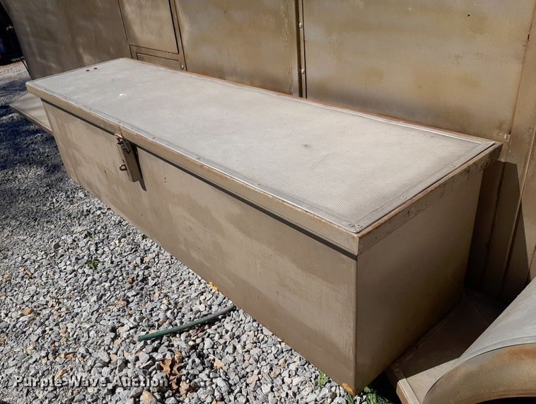 image for item OF9672 Livestock trailer