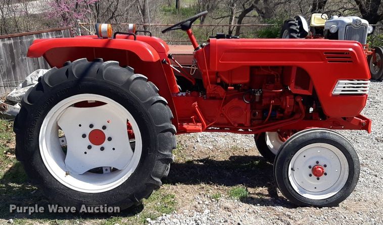 image for item OF9689 Shibaura SD2200 tractor