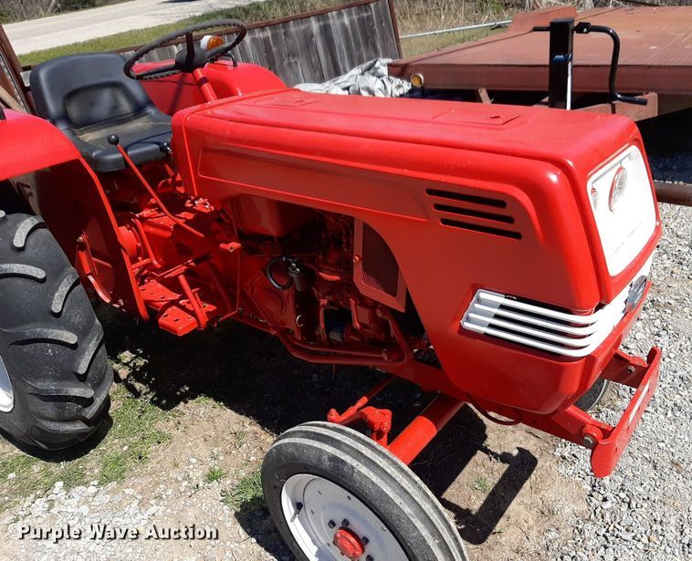 image for item OF9689 Shibaura SD2200 tractor