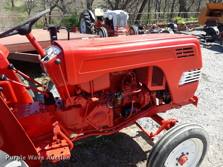 image for item OF9689 Shibaura SD2200 tractor