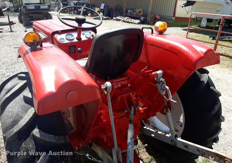 image for item OF9689 Shibaura SD2200 tractor