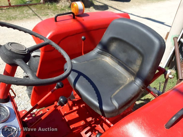 image for item OF9689 Shibaura SD2200 tractor