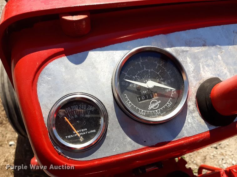 image for item OF9689 Shibaura SD2200 tractor