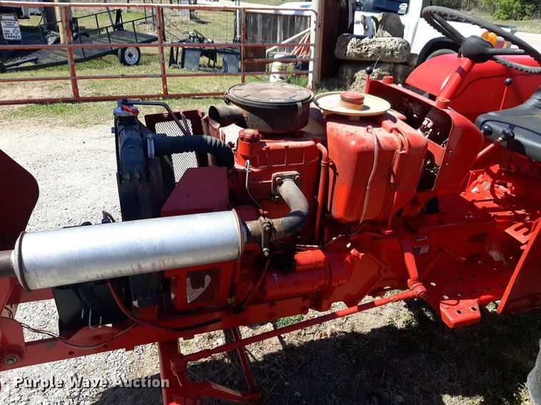 image for item OF9689 Shibaura SD2200 tractor