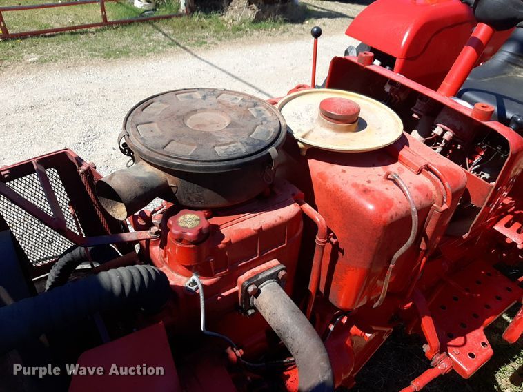 image for item OF9689 Shibaura SD2200 tractor