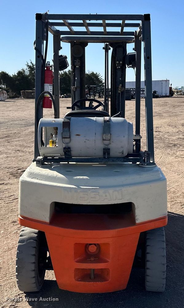 image for item OI9009 Nissan 40 forklift