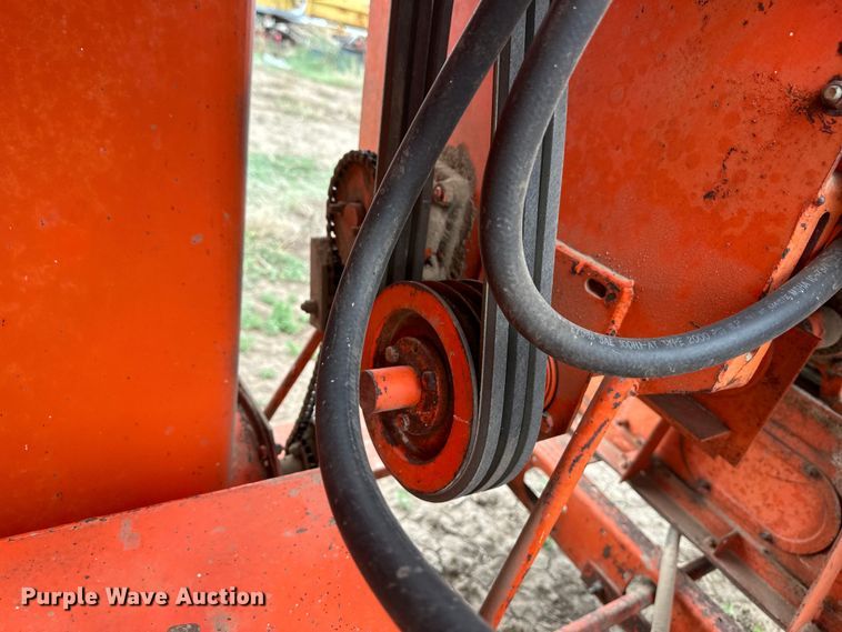 image for item OI9015 Wetmore 888 feed mixer