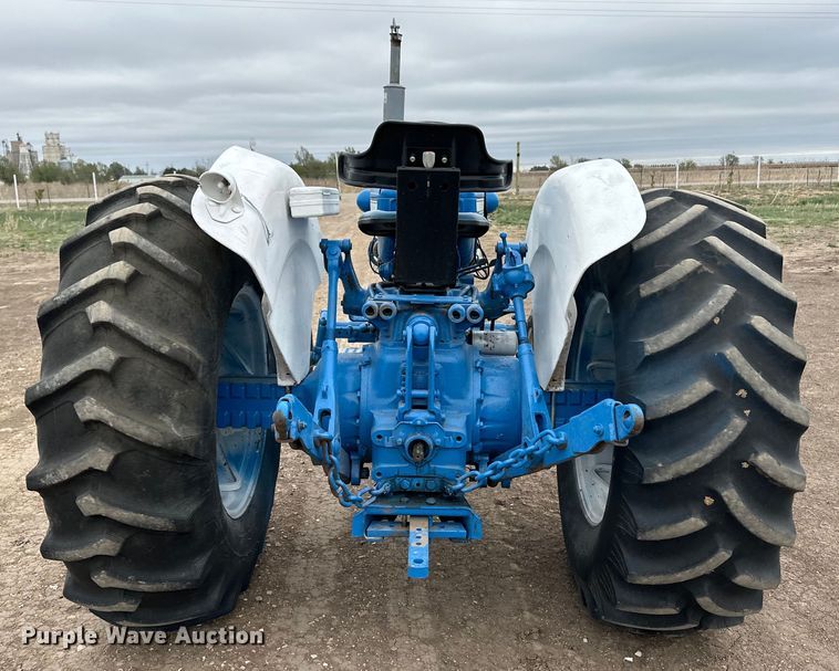 image for item OI9016 1974 Ford 5000 tractor